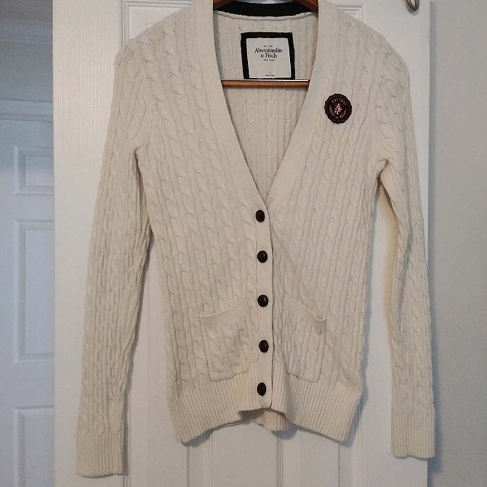 Abercrombie & Fitch Vintage Cable Knit Sweater Cardigan